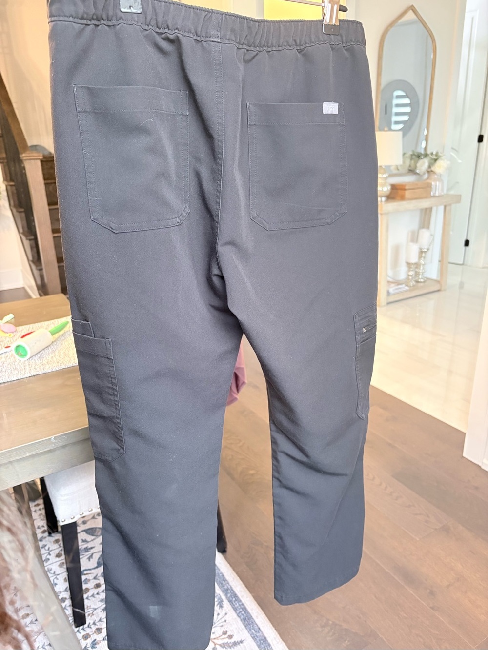 FIGS Cairo Cargo Technical Collection Scrub Pants Size Small Black - Picture 3 of 6
